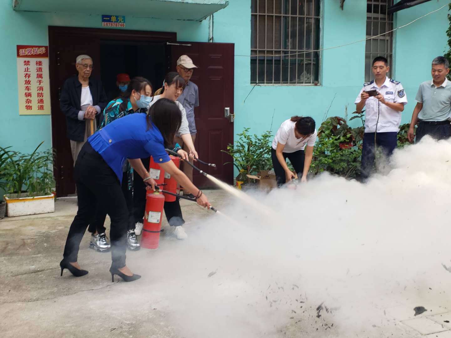 b88c52a47be148a73f15479e97b1a15